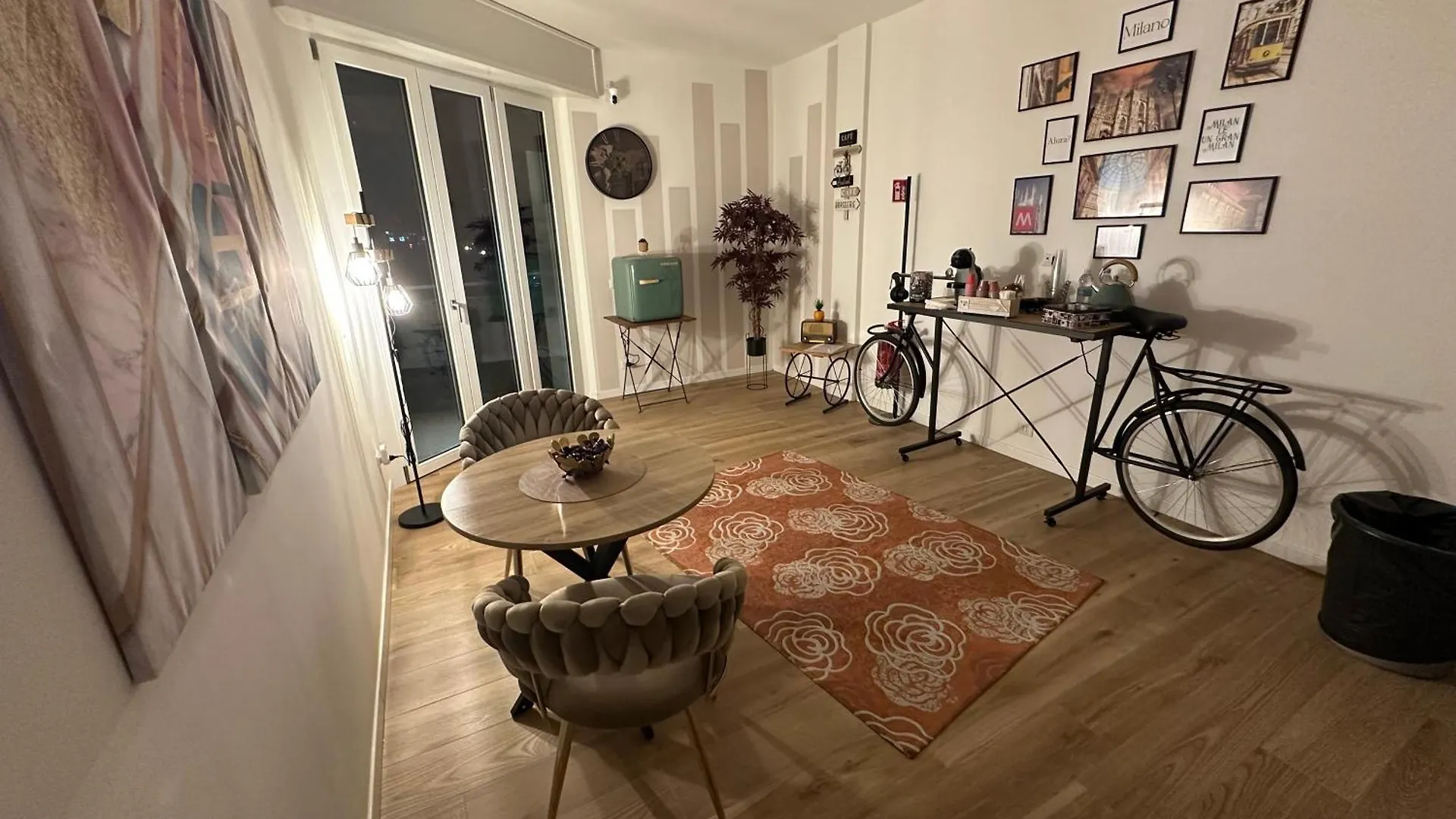Camera Brera A 500 Mt Da San Siro 밀라노 0*,  이탈리아